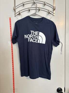 The North Face Women's Half Dome Logo Short Sleeve T-Shirt Navy Blue Size Small